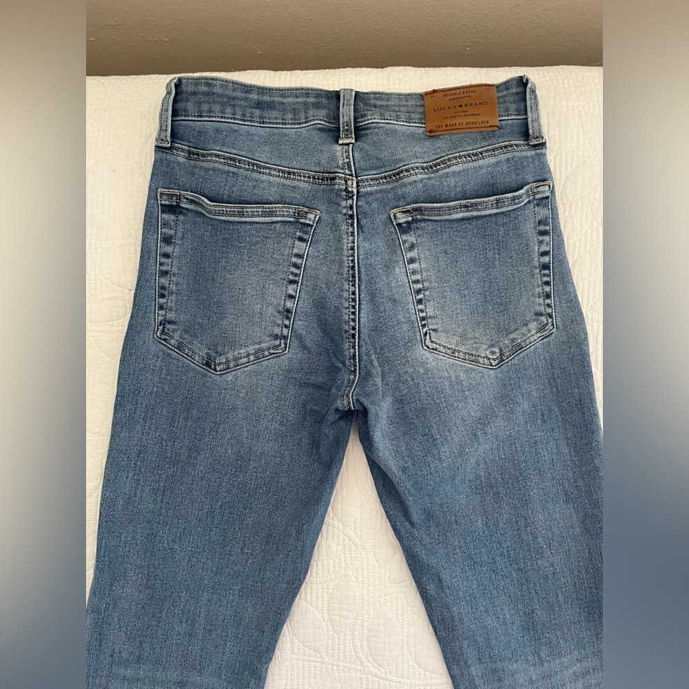 Women’s Lucky Brand Jeans Sz. 2/26